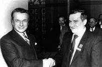 Grzegorz Kiszczak i Lech Wałęsa