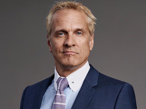 Patrick Fabian as Howard Hamlin