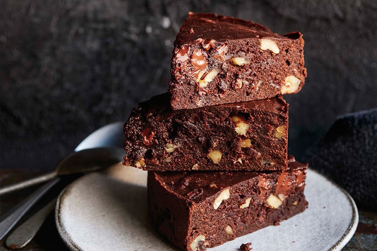 INSTANT POT CHOCOLATE BROWNIE CAKE