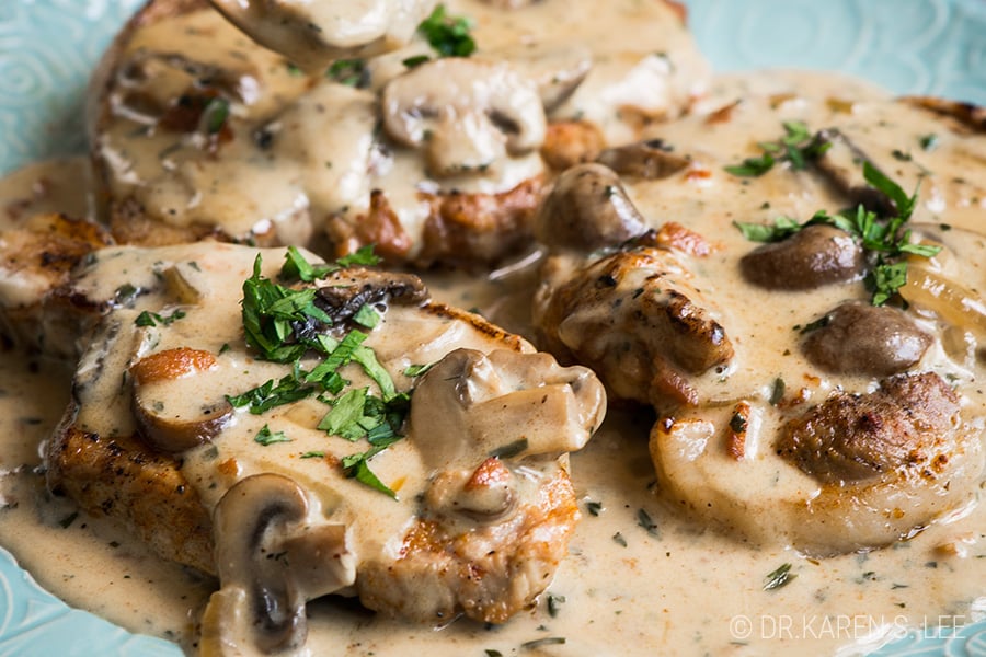 INSTANT POT PORK CHOPS WITH CREAMY MUSHROOM SAUCE
